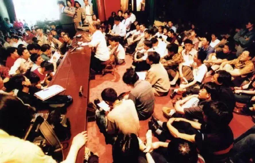 美国最新新闻，自然美景探索之旅，追寻内心平和与喜悦的旅程