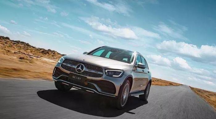 GLC350奔驰最新报价与探索自然美景之旅的双重体验
